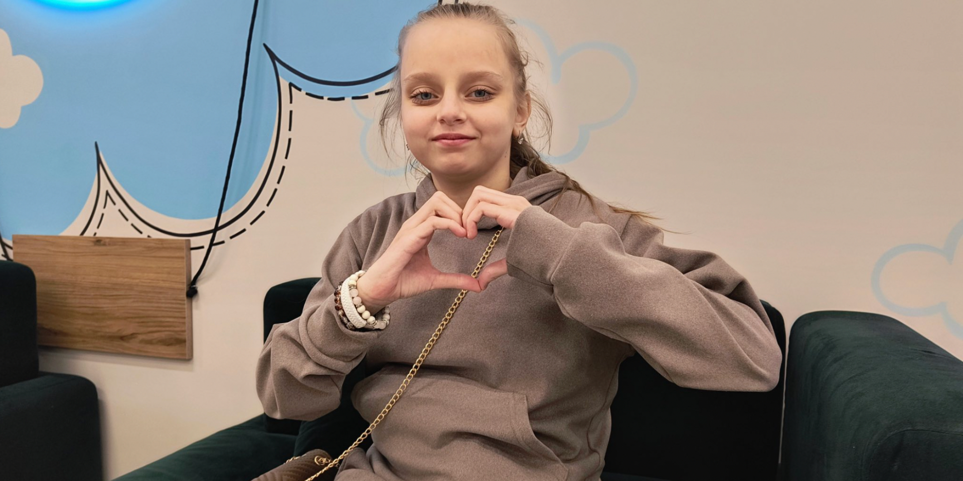 Во Львове девочке с редким пороком пересадили почку от папы и часть печени от мамы