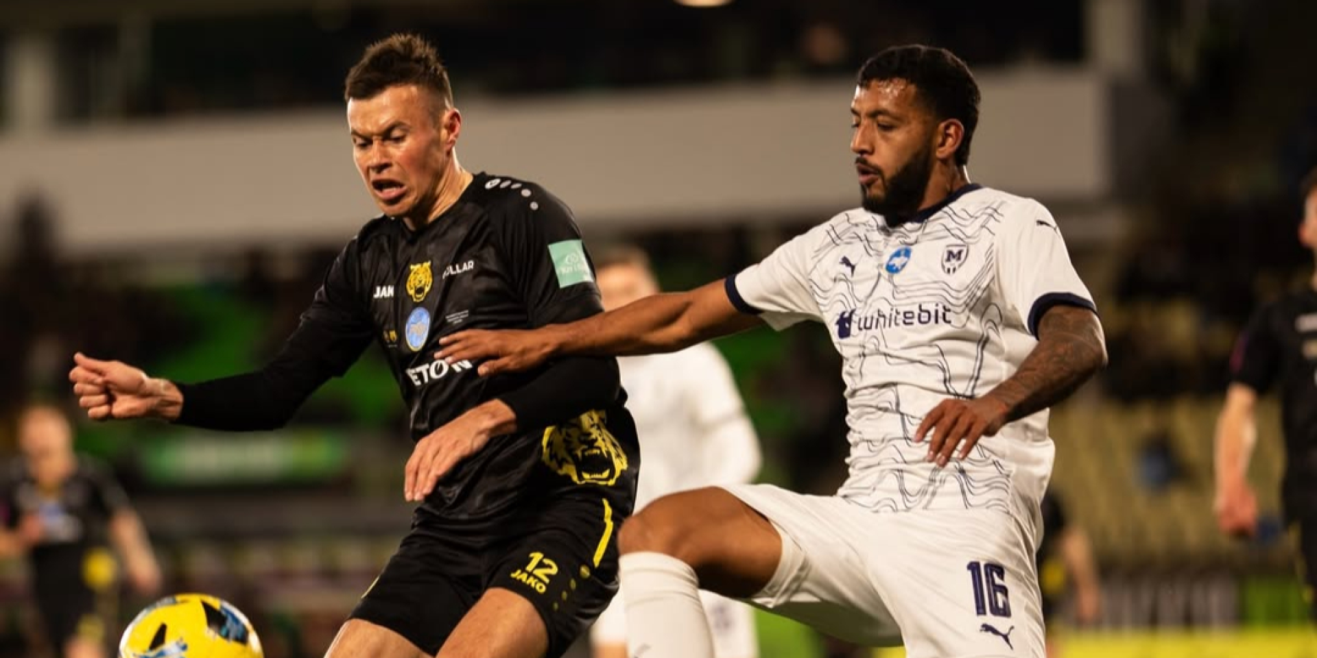 Перволиговый Чернигов в меньшинстве сенсационно обыграл Металлист 1925 в серии пенальти и вышел в финал Кубка Украины