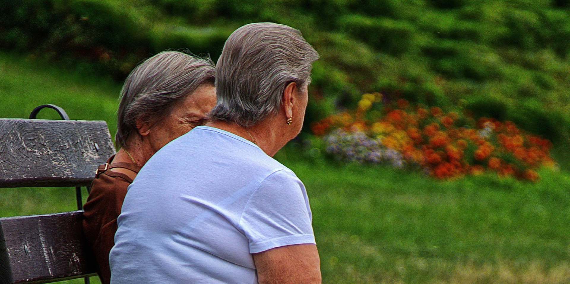 Чтобы не травмировать. Семья в Китае создала ИИ-аватар умершего мужа для его пожилой матери — женщина не знает, что сын умер