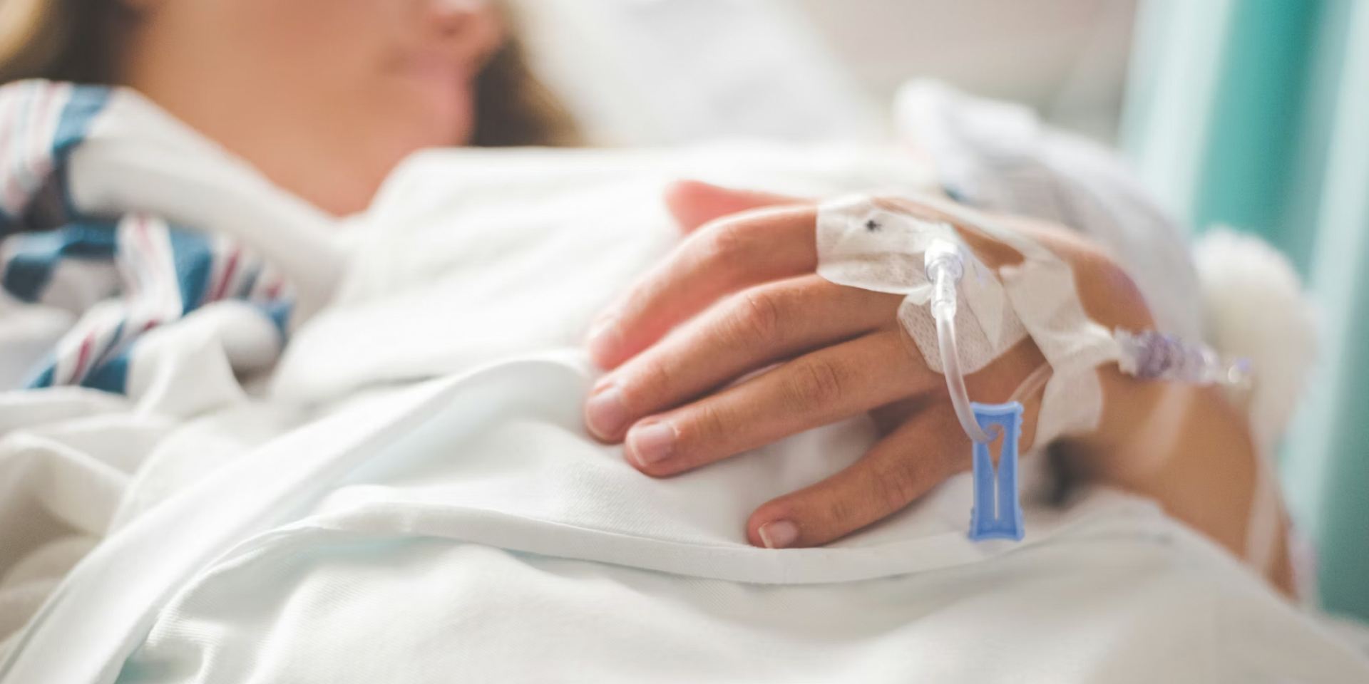 В Сумах будут судить акушерку, которую обвиняют в смерти роженицы после кесарева сечения