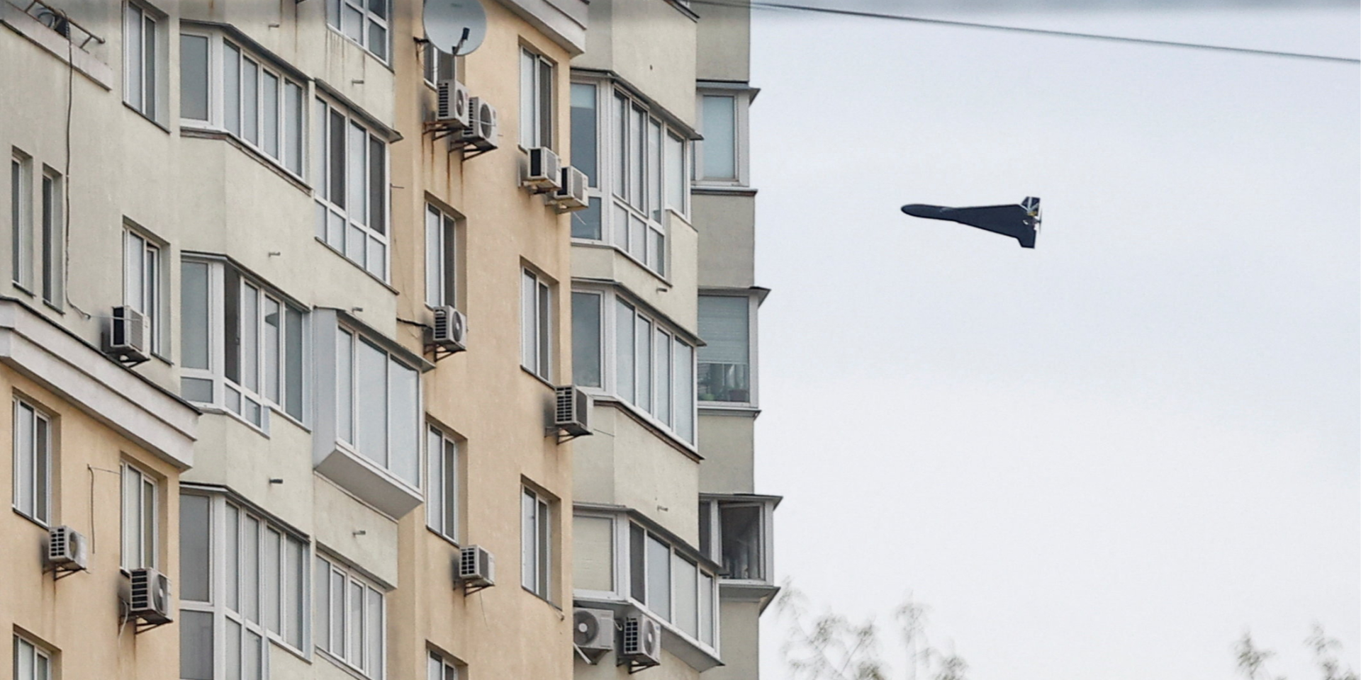 Россияне запустили БпЛА на Киев: в столице объявляли воздушную тревогу, работала ПВО, обломки упали в одном из районов