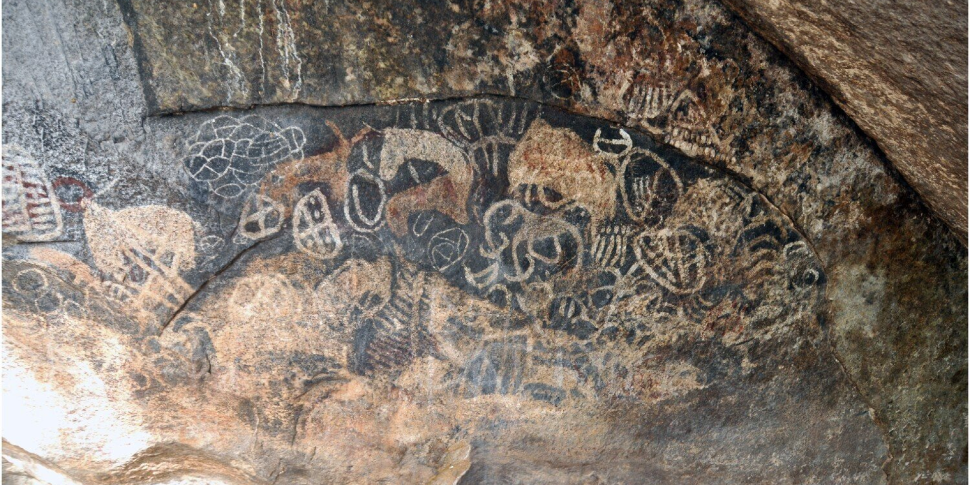 Генетический код истории. Ученые установили авторов кенийских наскальных рисунков возрастом 9 тыс. лет