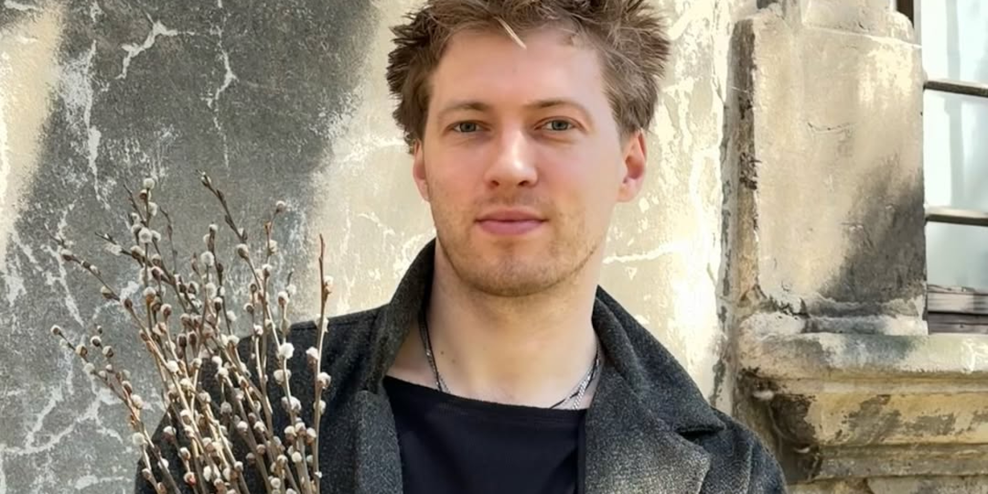 Подтвердил новые отношения. Актер Григорий Бакланов впервые после развода с Анастасией Цимбалару показал возлюбленную