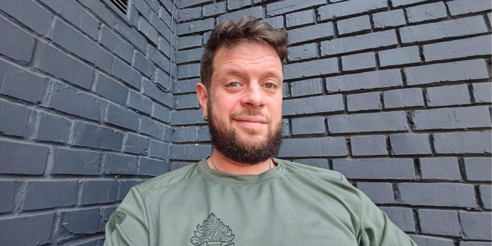 «После Бучи меня сломало». Откровенный рассказ писателя Евгения Спирина о поисках тел убитых оккупантами гражданских, депрессии и армии