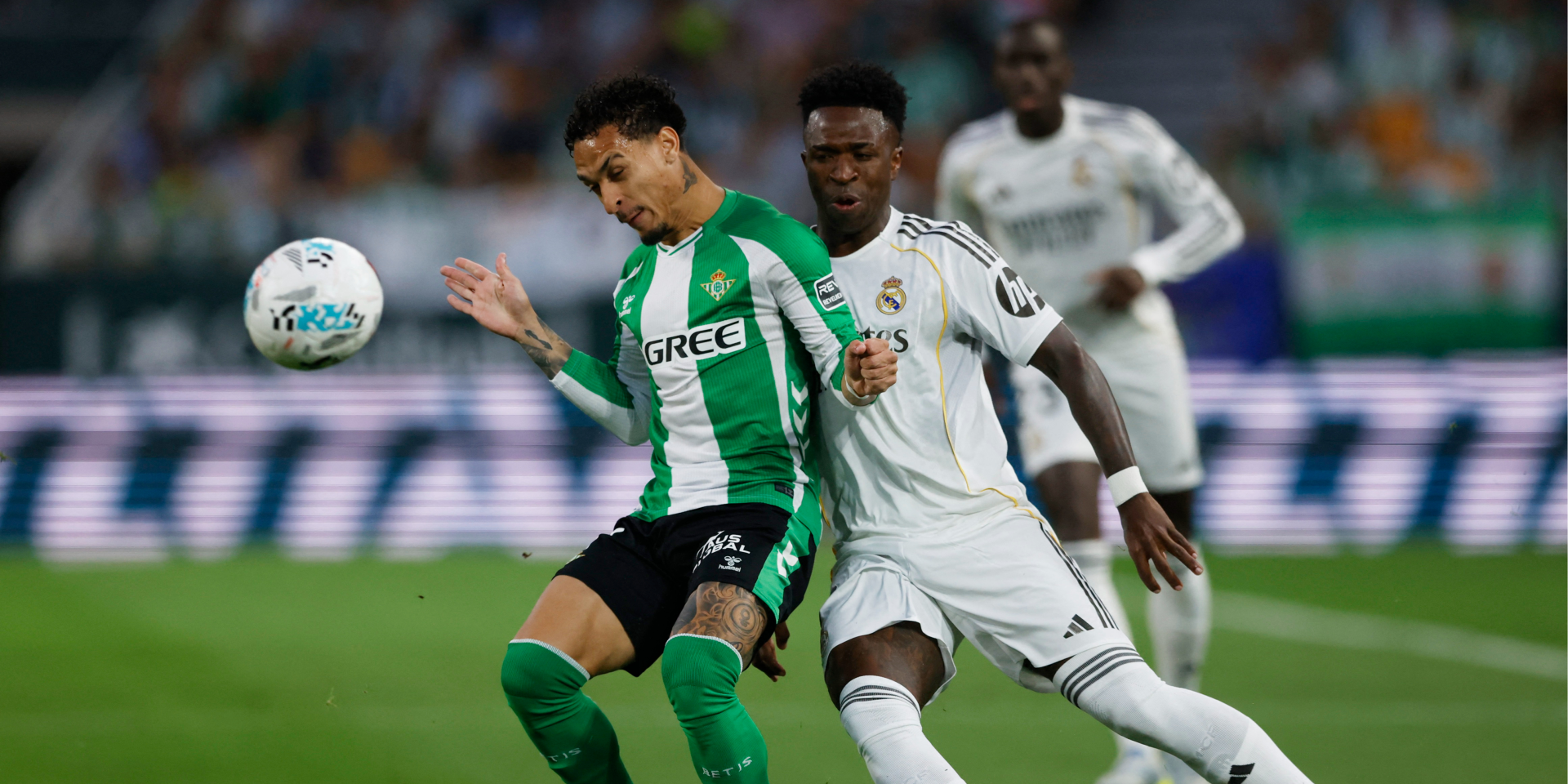 Лунин остался без сухого матча. Реал на последних минутах упустил победу в чемпионате Испании — видео