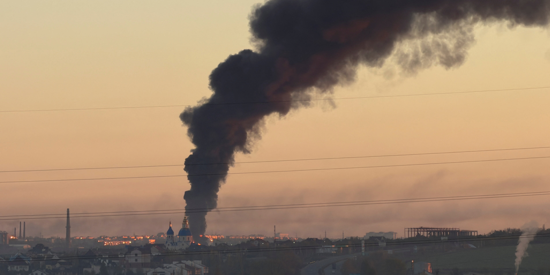 Россия нанесла новый удар по Днепру, шахед попал в дом, есть погибший и раненые