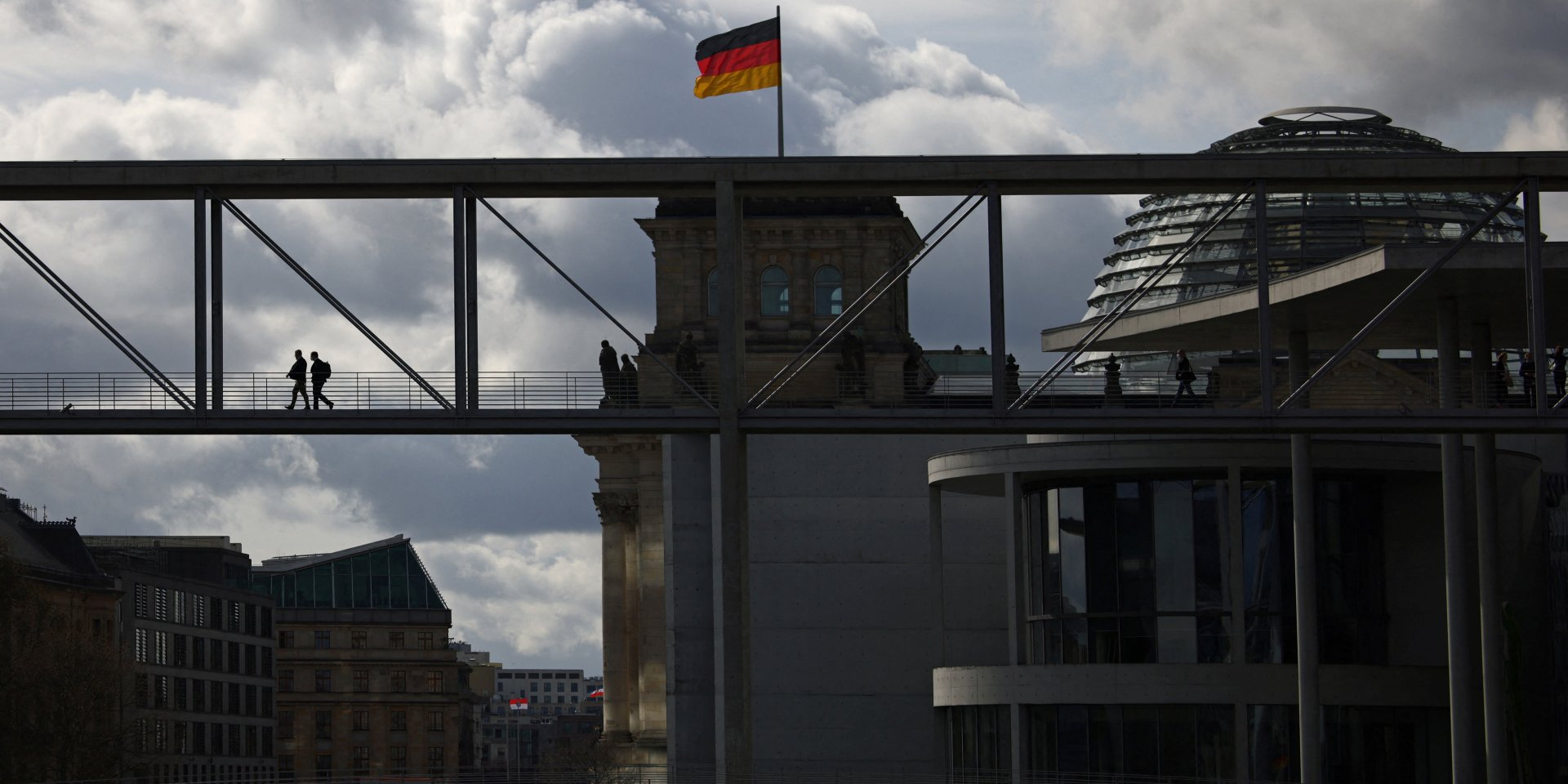 Russia-linked hack hits hundreds of Signal accounts in Germany