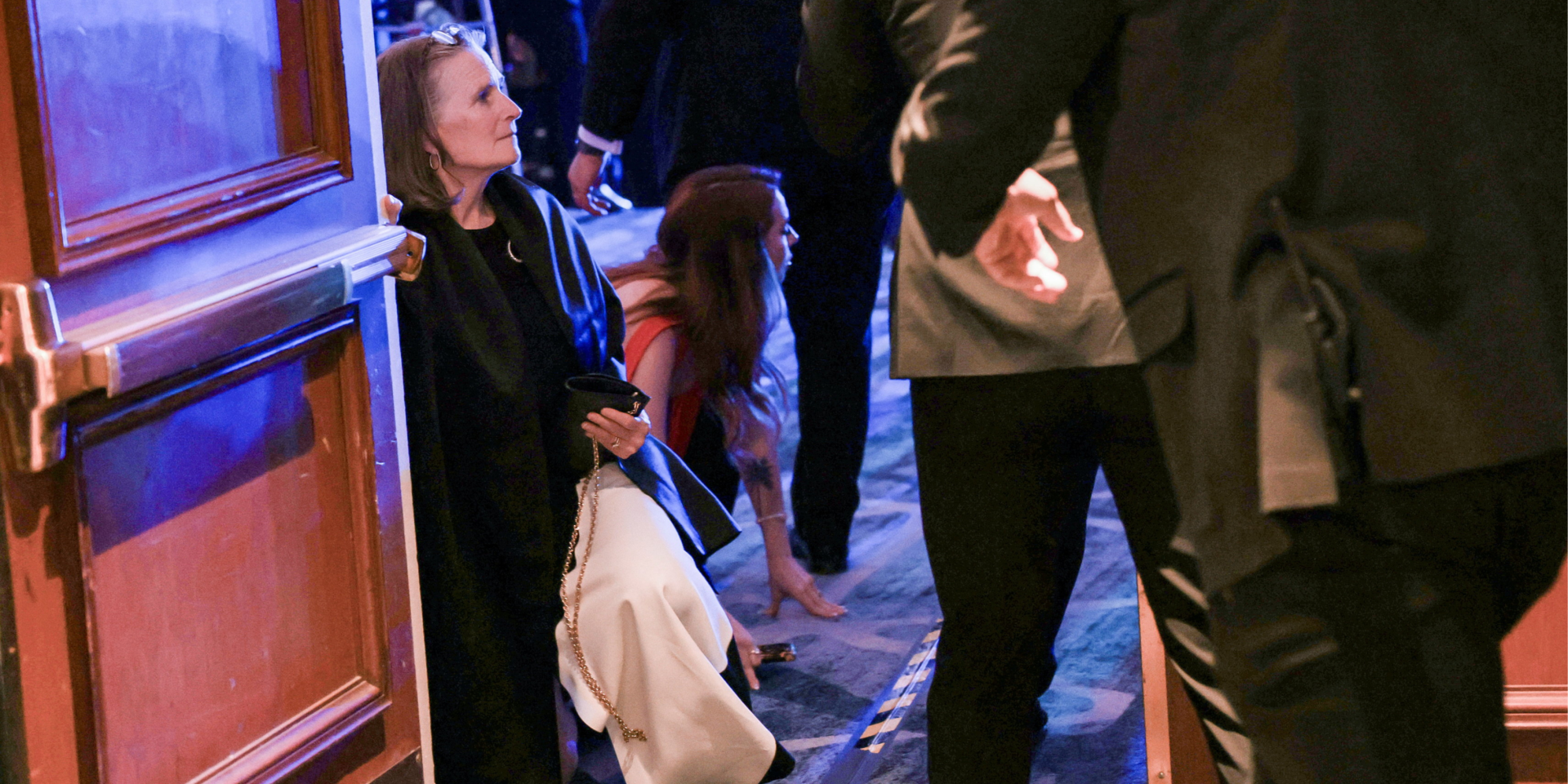 Стрельба в Вашингтоне. На мероприятии с участием Трампа было 2600 человек, у подозреваемого было огнестрельное оружие и несколько ножей — фото