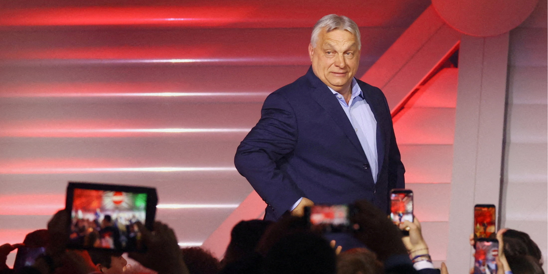 Orbán drops mandate, fueling claims he may seek refuge in U.S.