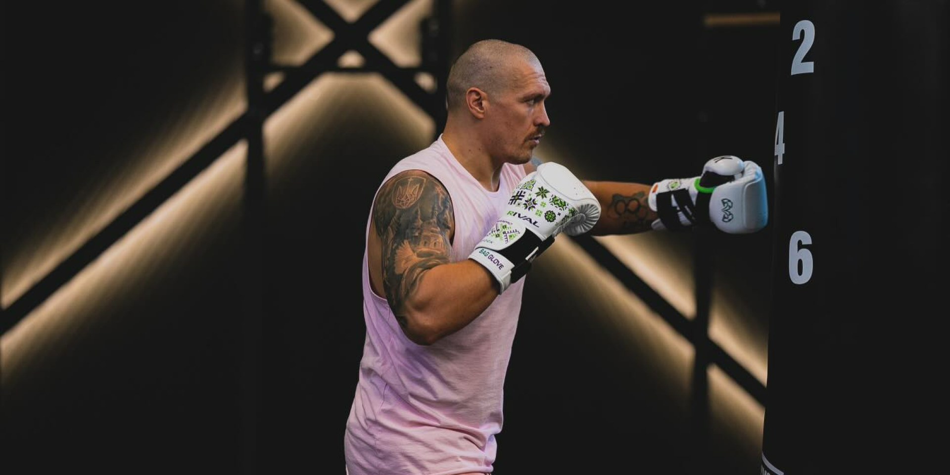 Олександр Усик (Фото: facebook.com/Alexanderusyk)