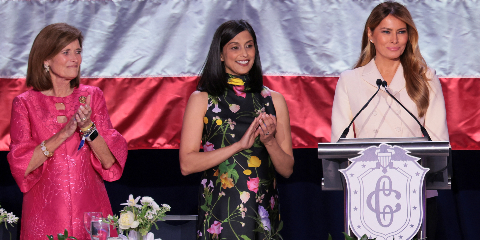 Меланія Трамп і Уша Венс на обіді Annual First Lady’s Luncheon, 23 квітня 2026 року (Фото: REUTERS/Kylie Cooper)