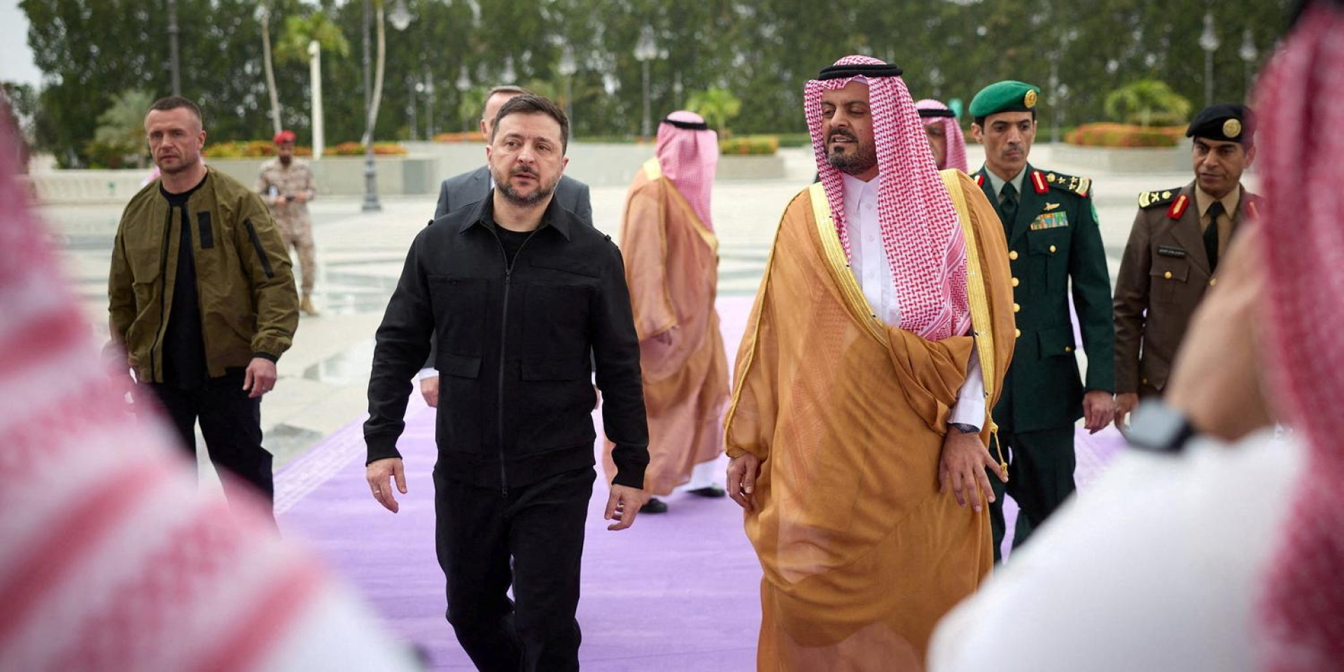 Нещодавно президент України Володимир Зеленський зустрівся з принцом Саудівської Аравії Саудом бін Мішаалом бін Абдулазізом Аль Саудом (Фото: ПСОПУ)