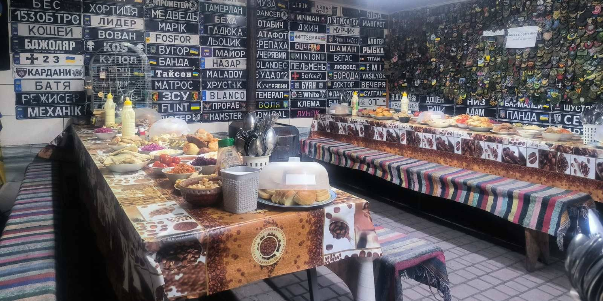 Прифронтовой центр заботы. На выезде из Павлограда работает бесплатная столовая для военных ВСУ