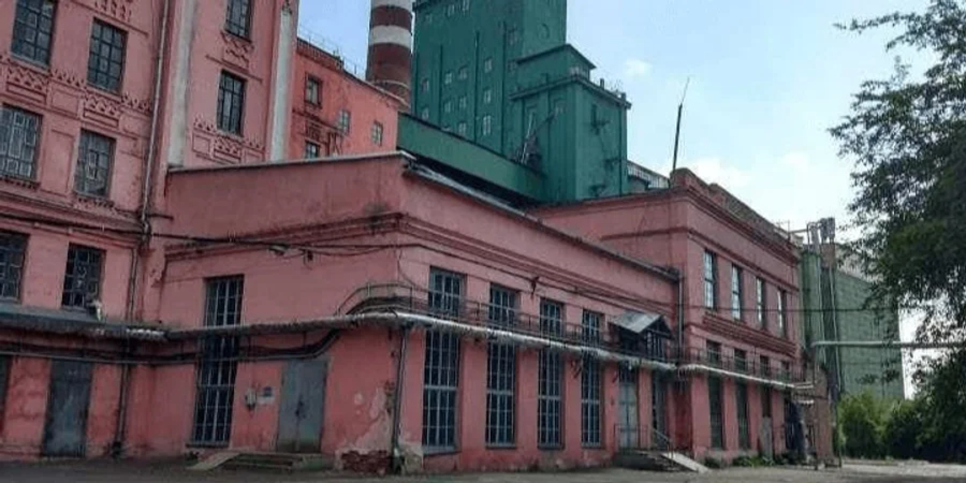 Цена — 195 млн гривен. Фонд госимущества снова выставил на продажу комбинат хлебопродуктов на Буковине