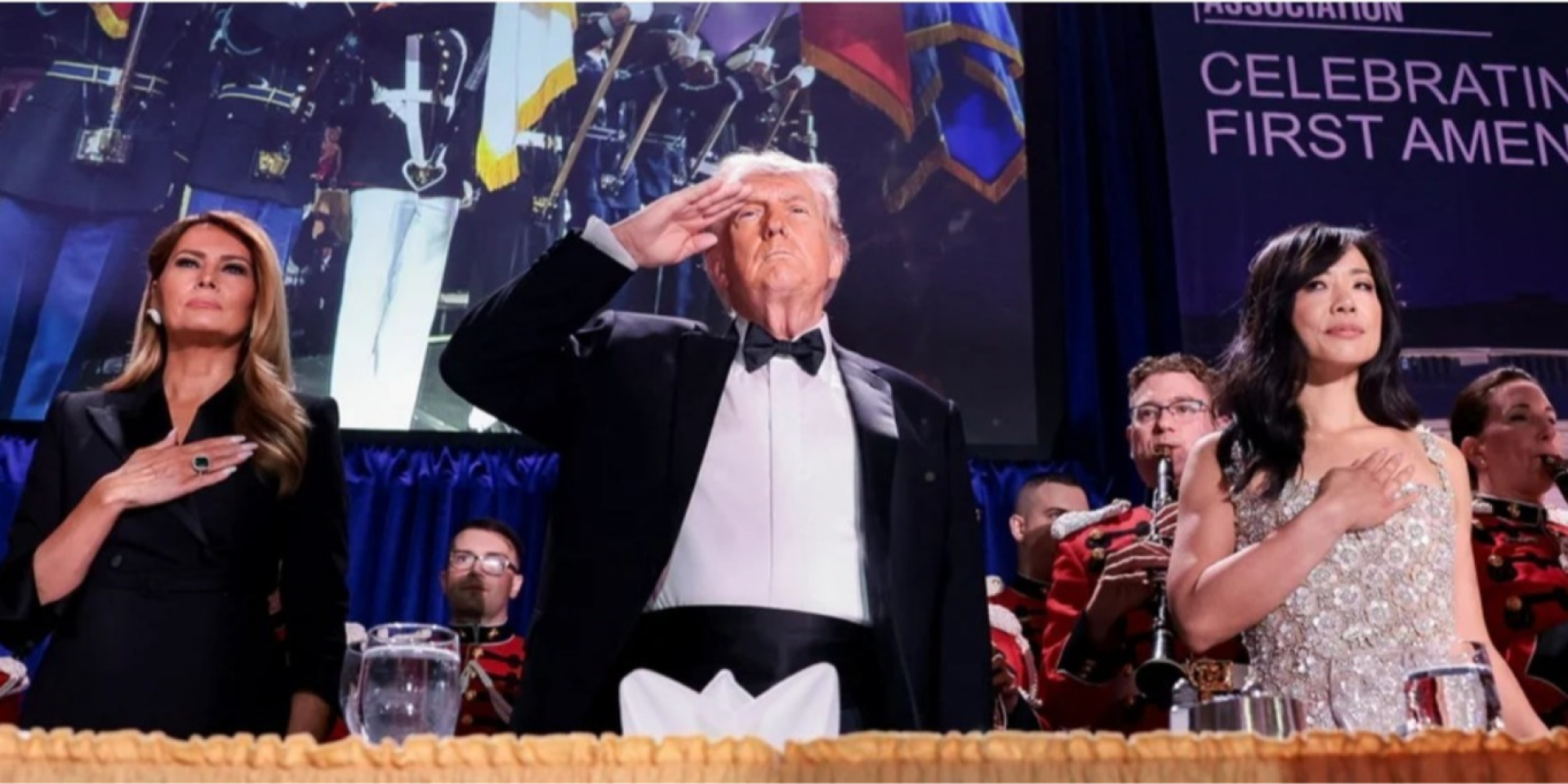 Вся верхушка США была под угрозой. Чиновники Трампа не обеспечили безопасность на ужине в Вашингтоне, где произошла стрельба — WP