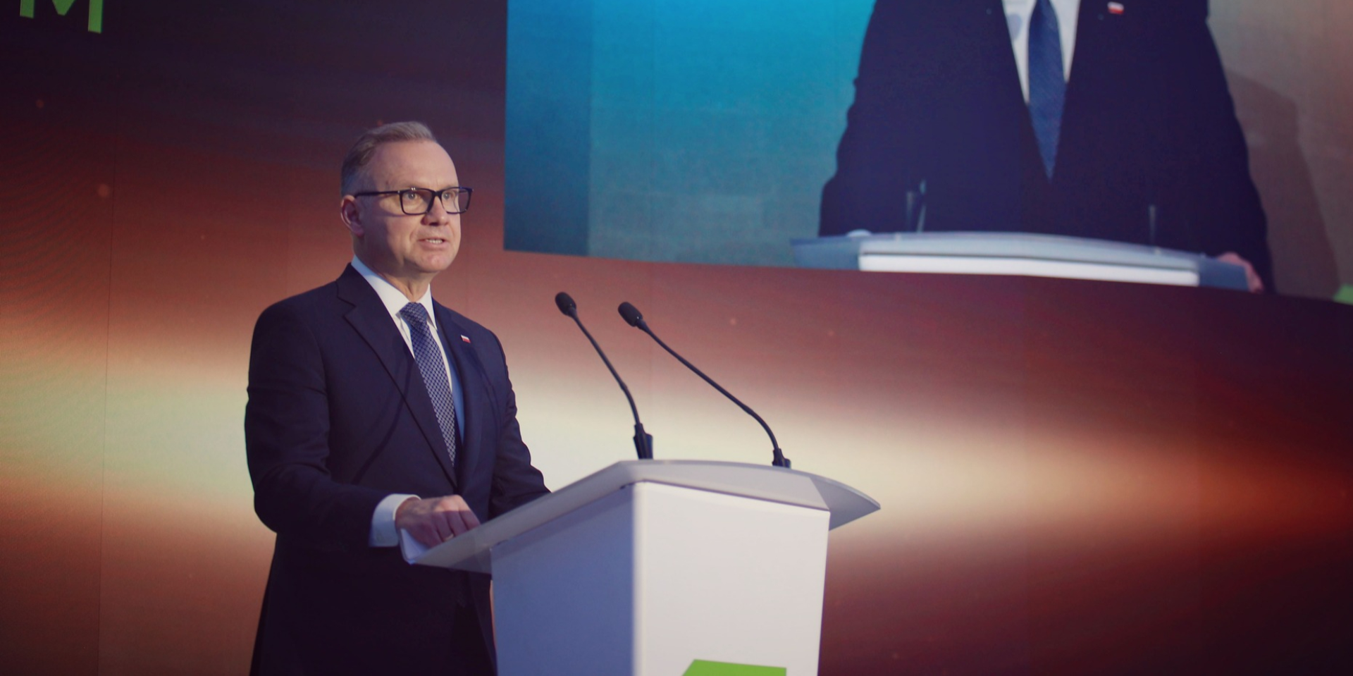 «Товарищеские контакты — это немного морока». Разговор с Дудой — о его отношениях с Зеленским и самом важном в отношениях украинцев и поляков