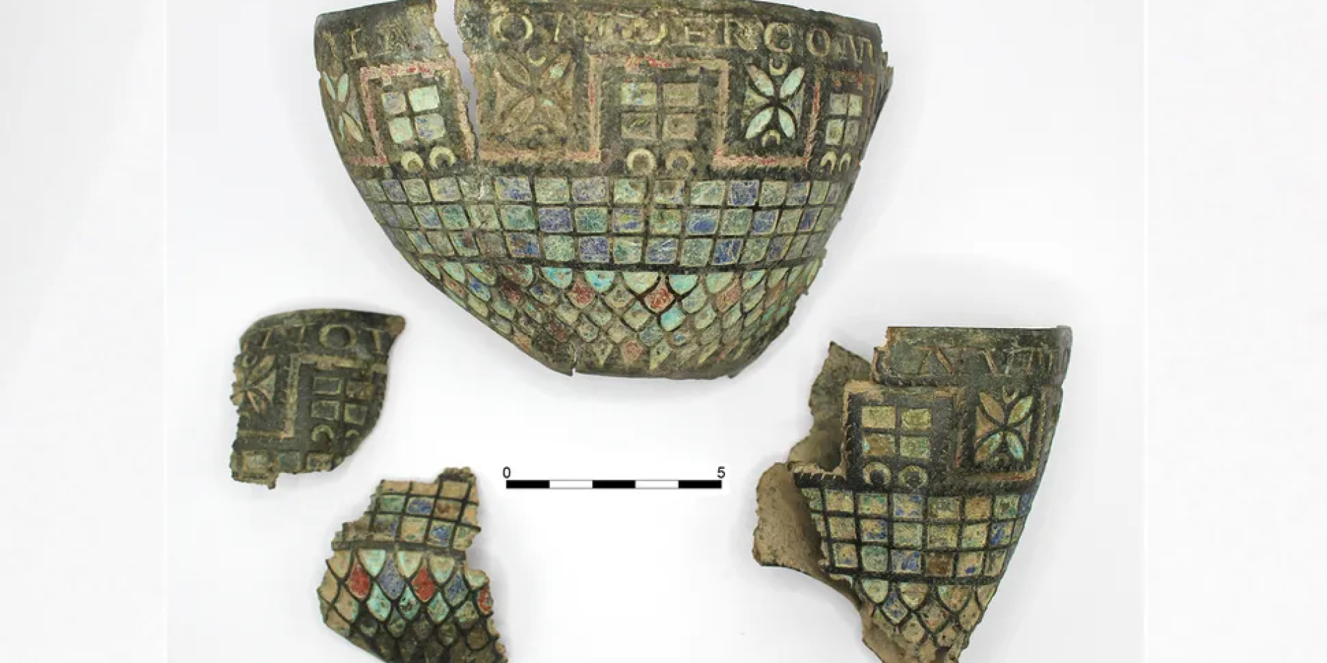 Реликвия римского ветерана. Археологи обнаружили в Испании 1900-летнюю чашу с изображением Адрианова вала в 1900 году