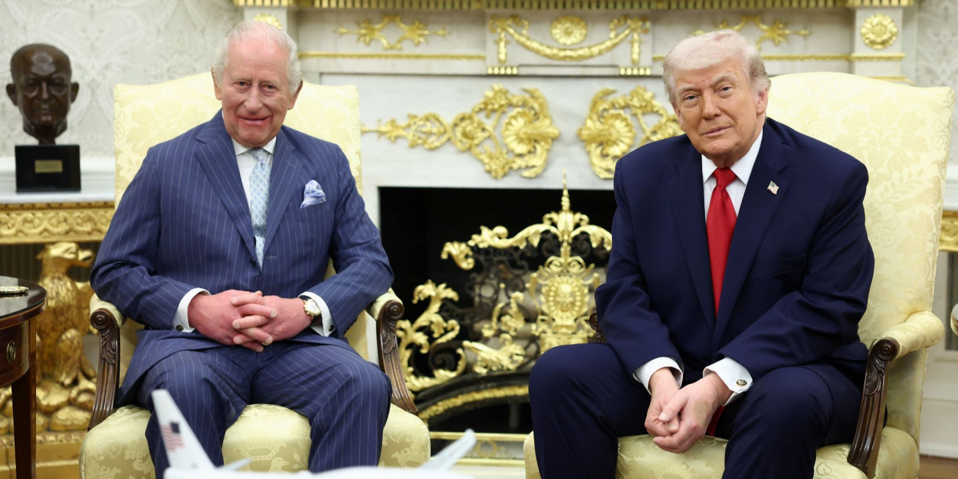 Встреча короля Чарльза и Дональда Трампа в Овальном кабинете (Фото: REUTERS/Kevin Lamarque)