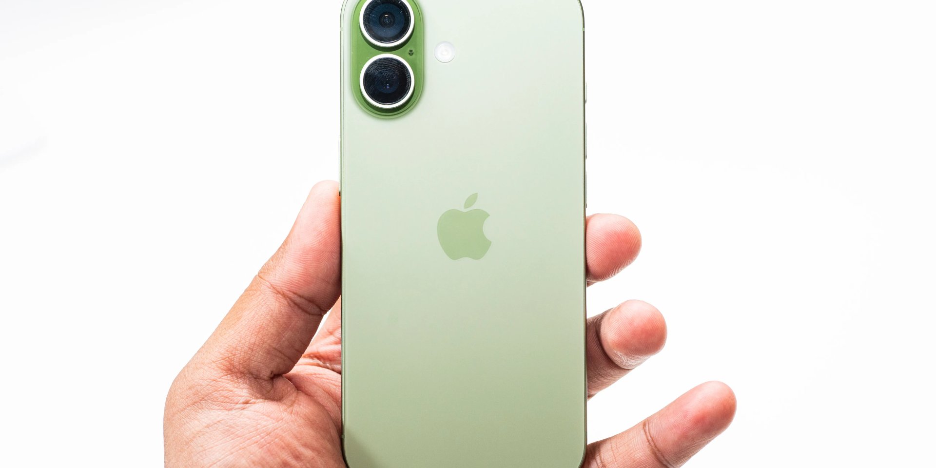 Финансовый триумф Apple. Выручка от iPhone достигла 57 миллиардов долларов несмотря на дефицит чипов
