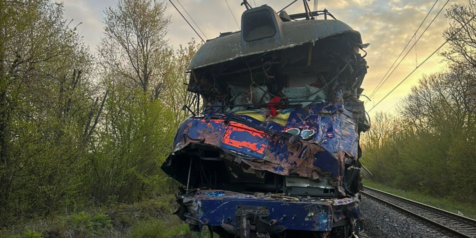 Train collides with mobile crane in Lviv Oblast, killing veteran train driver