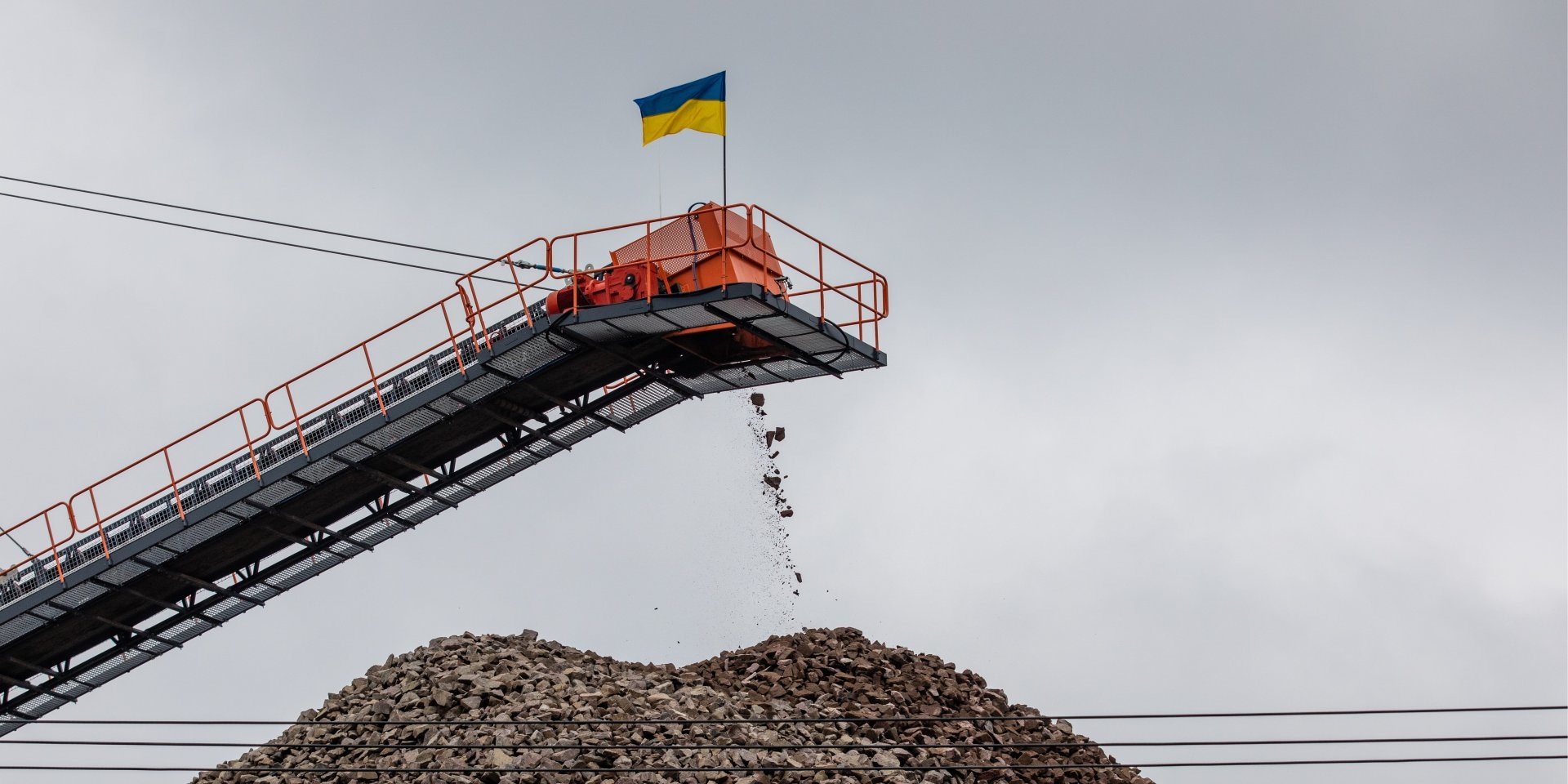 «Можем в четыре раза быстрее». Бизнес-группа совладельца АТБ бросила вызов европейцам в добыче критического сырья