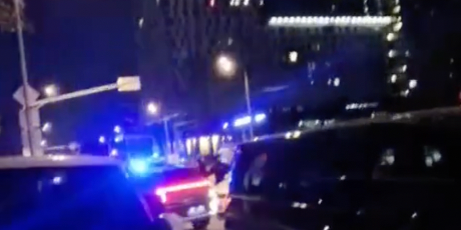 Подготовка к параду. В Москве дрон попал в здание