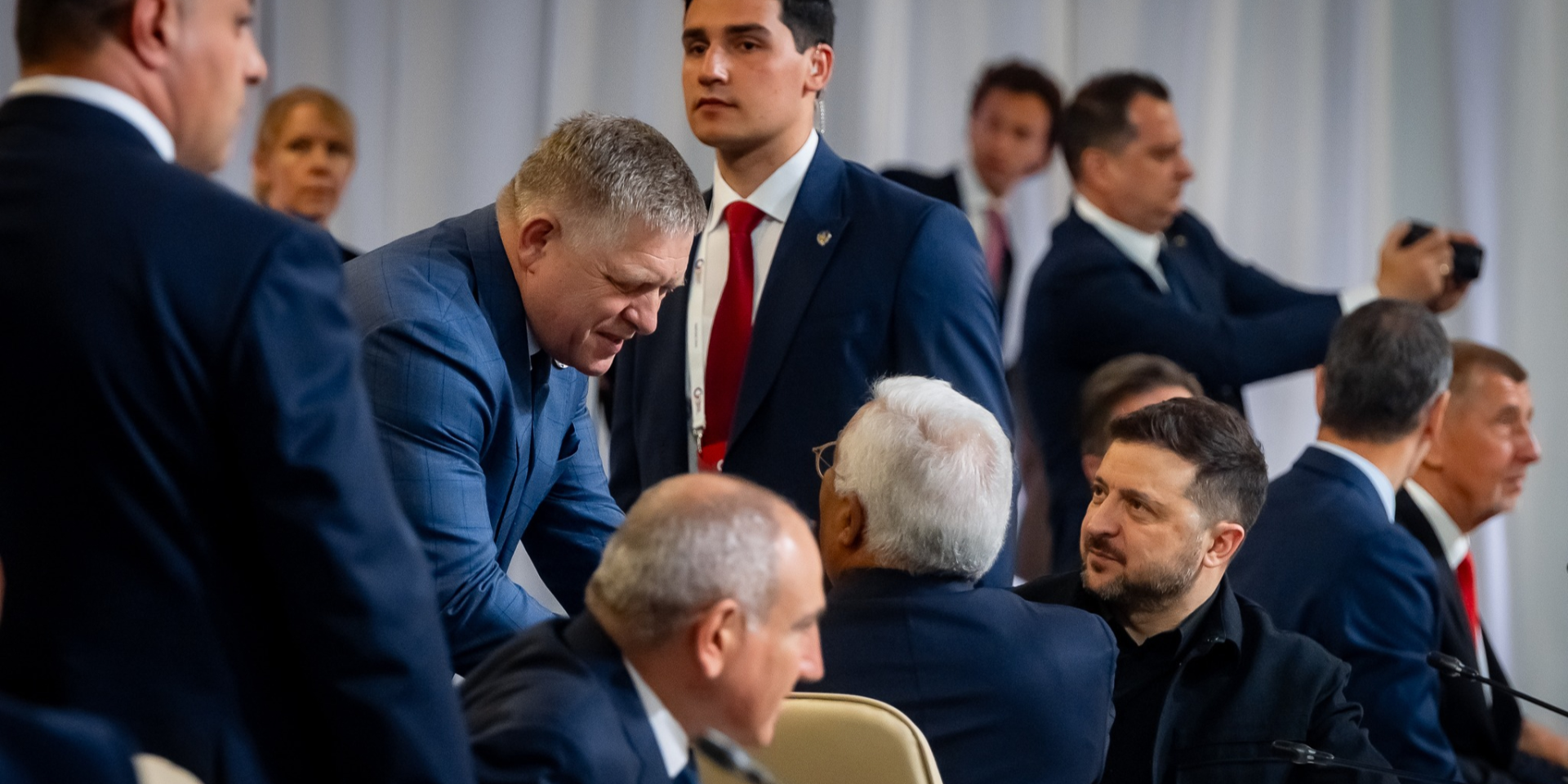 President Zelenskyy holds talks with Slovakia’s Fico in Yerevan