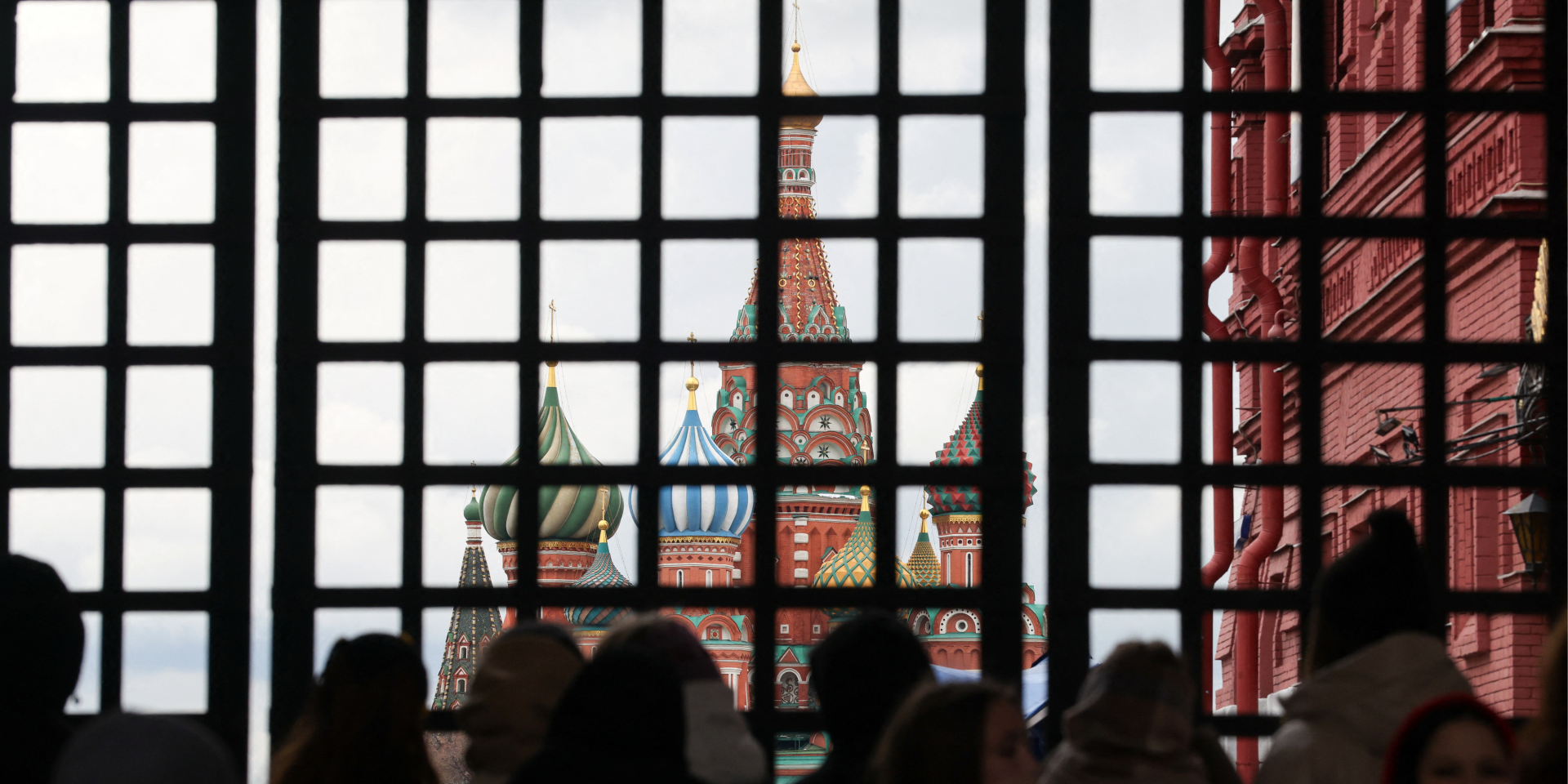 В минобороны РФ объявили о «перемирии» 8 и 9 мая и пригрозили ударами по центру Киева
