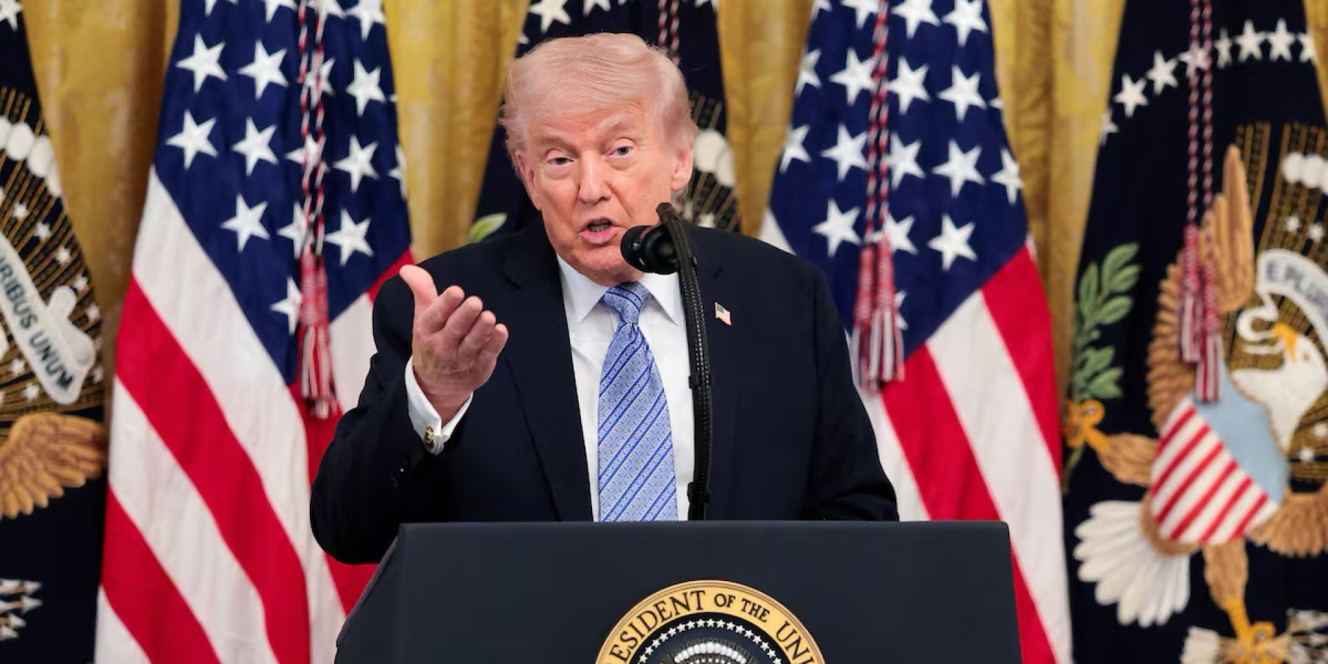 «Я не старый». Трамп намекнул, что может оставаться президентом США еще «восемь или девять лет»