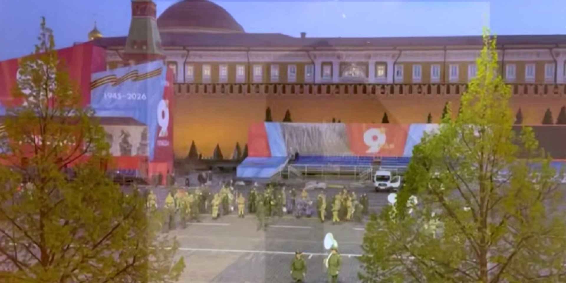 Во время ночной атаки. В условиях повышенной секретности на Красной площади в Москве прошла репетиция парада — СМИ