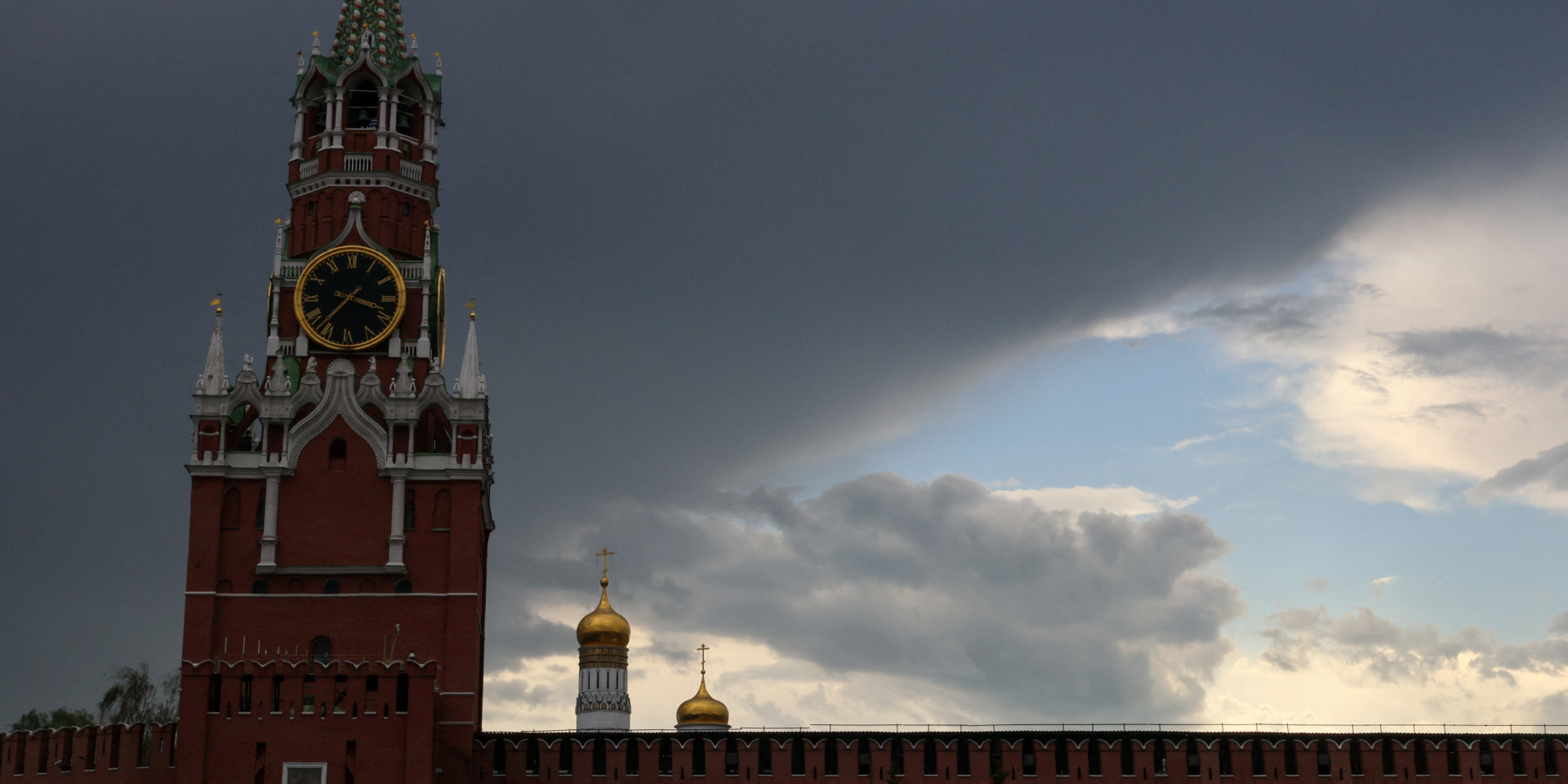 Путин отказывается признать новую реальность. О чем свидетельствует «парадобесие» в РФ и угрозы Кремля ударить по Киеву — анализ ISW