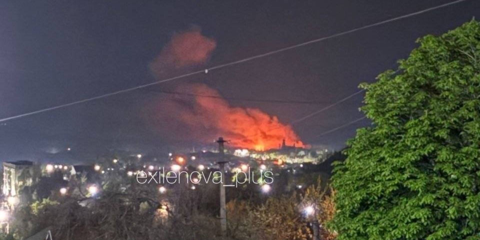 Suspected drone attack ignites massive fire in Russian-controlled Luhansk Oblast - video