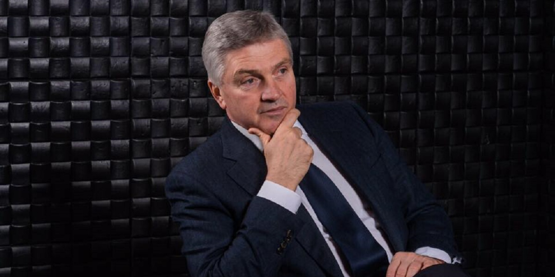Работа есть, но не для всех. В Украине в зоне риска около 4 млн человек — для кого занятость упала в 14 раз
