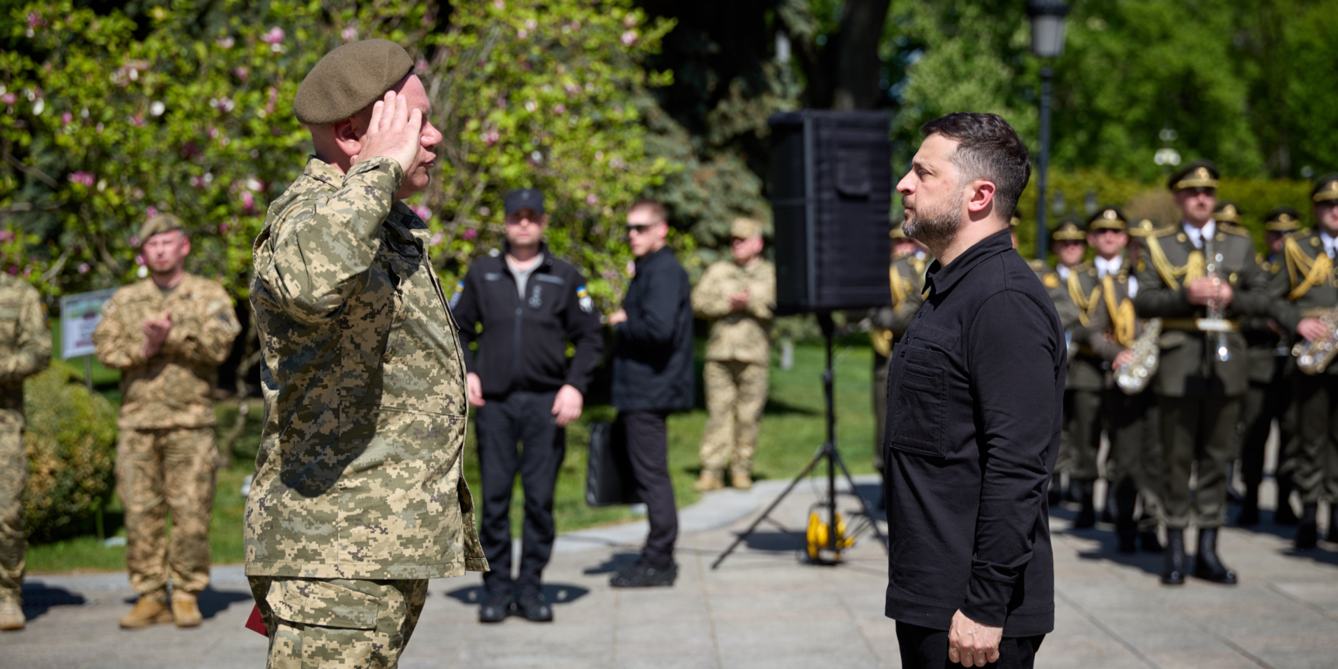 «Сила для нашего государства». Зеленский поздравил украинских защитников с Днем пехоты