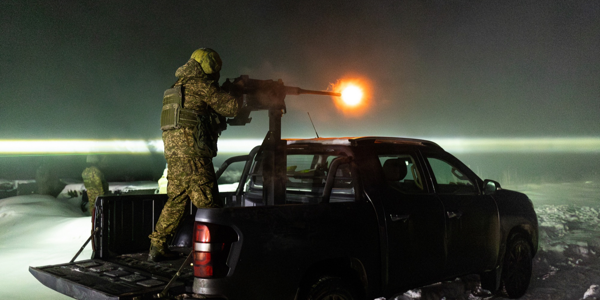 Россияне ночью атаковали Украину 102 дронами, есть попадания в шести местах — Воздушные силы ВСУ