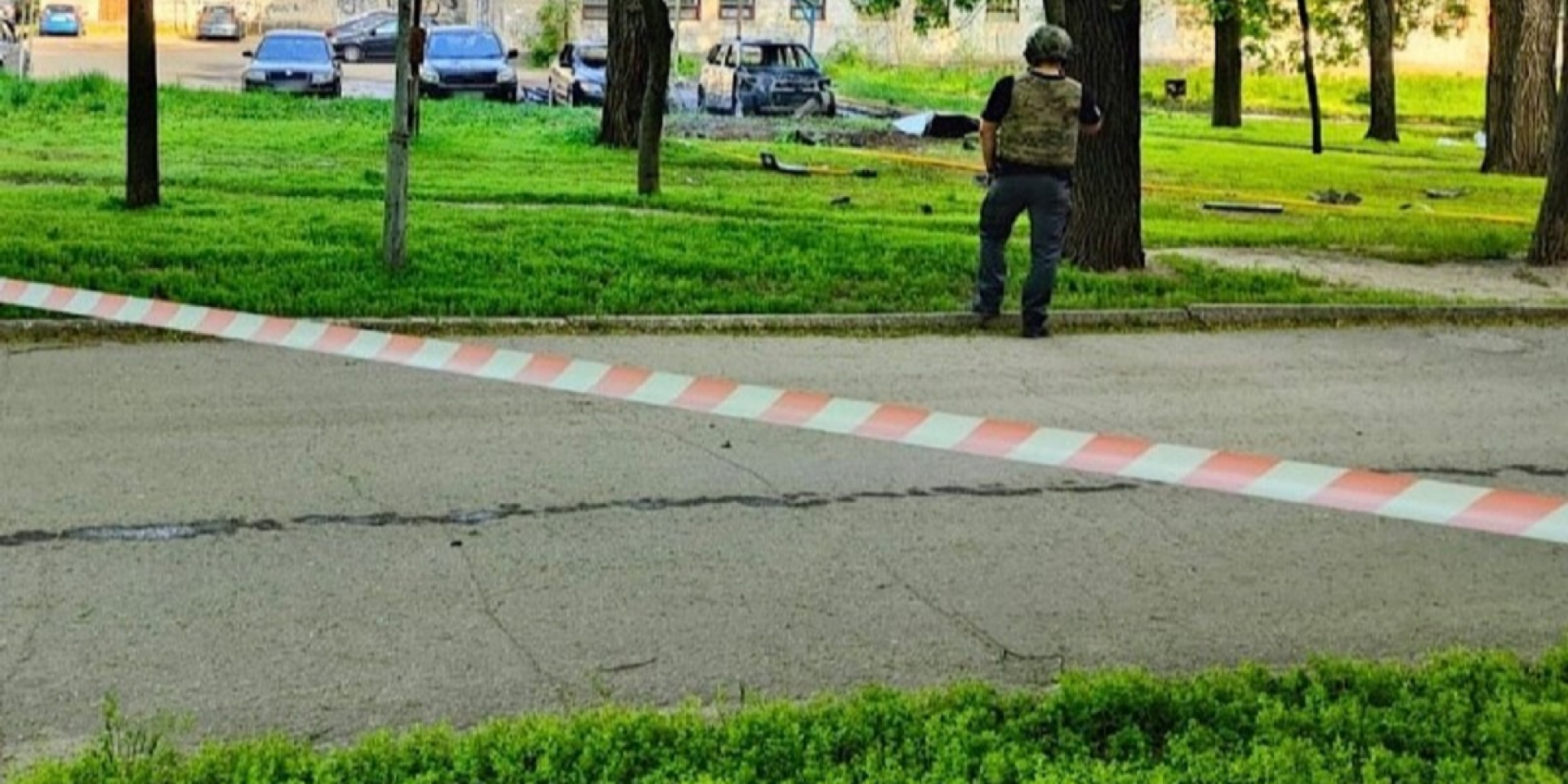 В Днепре взорвалась припаркованная машина, есть пострадавшие