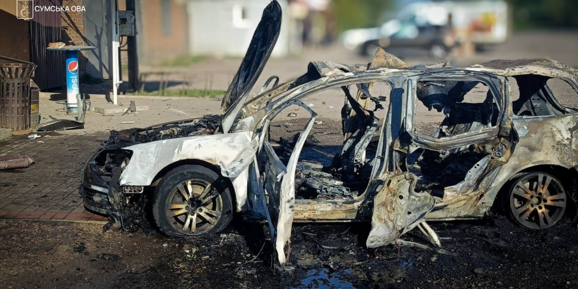 Driver survives Russian drone strike on his car in Sumy Oblast after stepping out for coffee