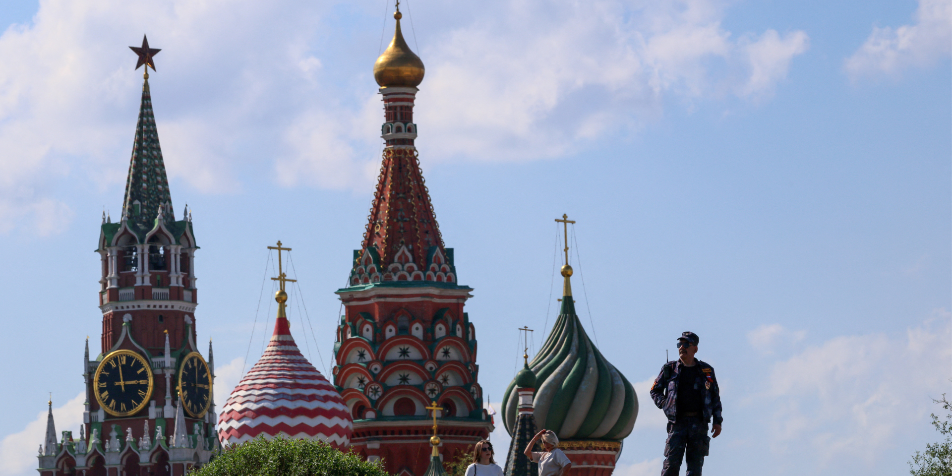 Moscow to cut all mobile internet and SMS on May 9 out of sheer paranoia