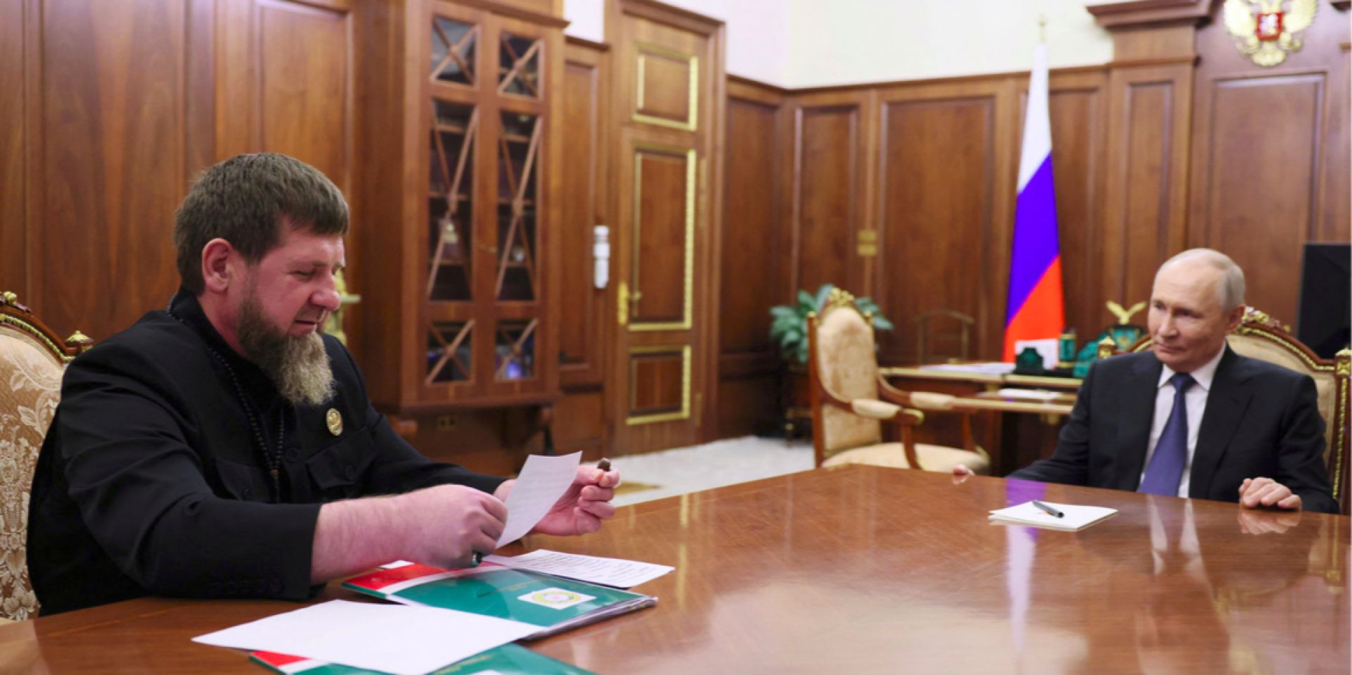Russian officials ordered to surrender watches before Putin meetings