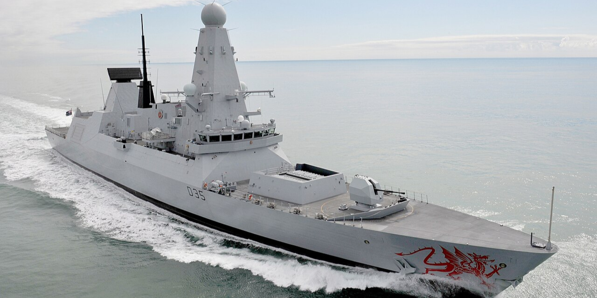UK sends HMS Dragon warship toward Hormuz for possible UK-French-led mission
