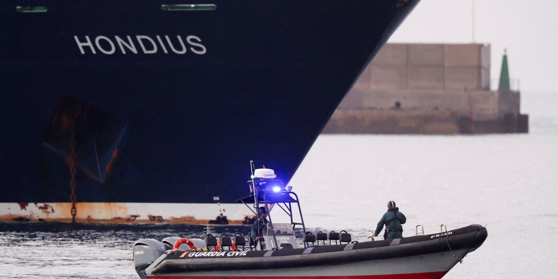 Spain begins evacuating MV Hondius passengers after deadly hantavirus outbreak