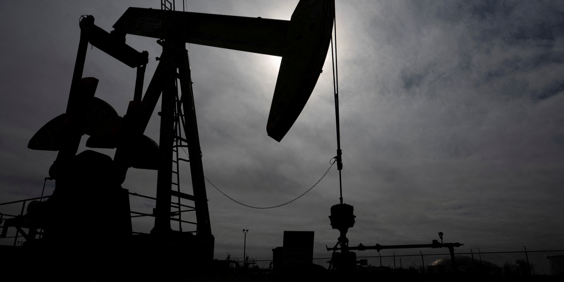 U.S. starts to export oil from its strategic reserve