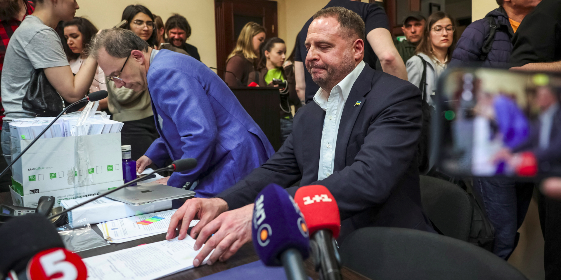 Criminal case against Yermak seen as risk for Zelenskyy