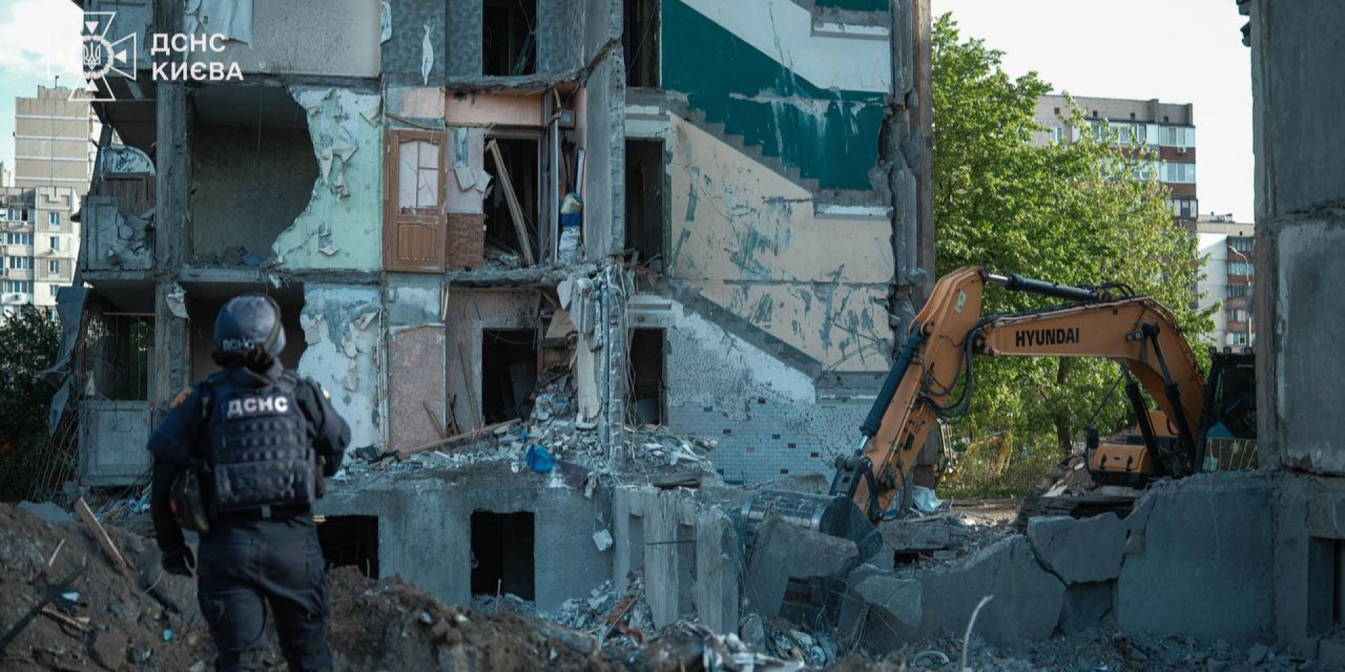 Rescue teams end 28-hour search in Kyiv after Russian high-rise strike