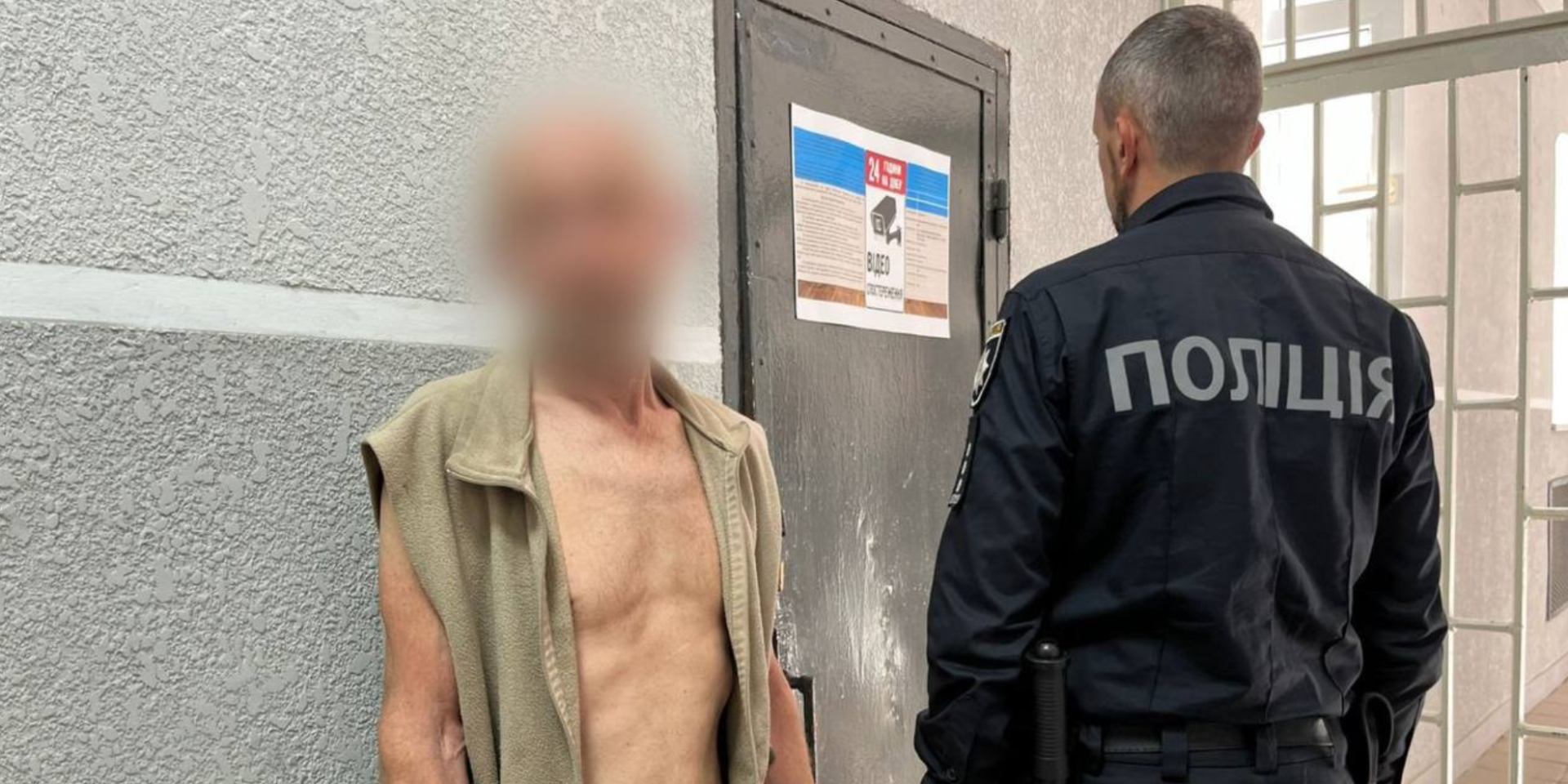 Когда ее мама была в роддоме. На Закарпатье мужчину подозревают в изнасиловании 12-летней внучки