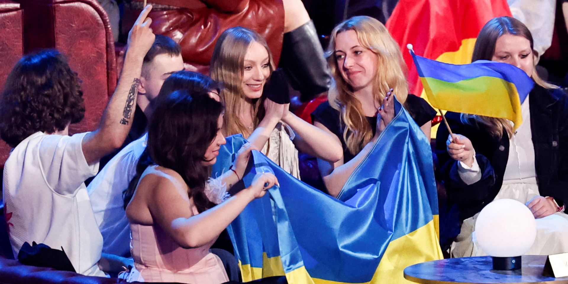 LELEKA у фіналі на Євробаченні 2026 у Відні (Фото: REUTERS/Lisa Leutner)