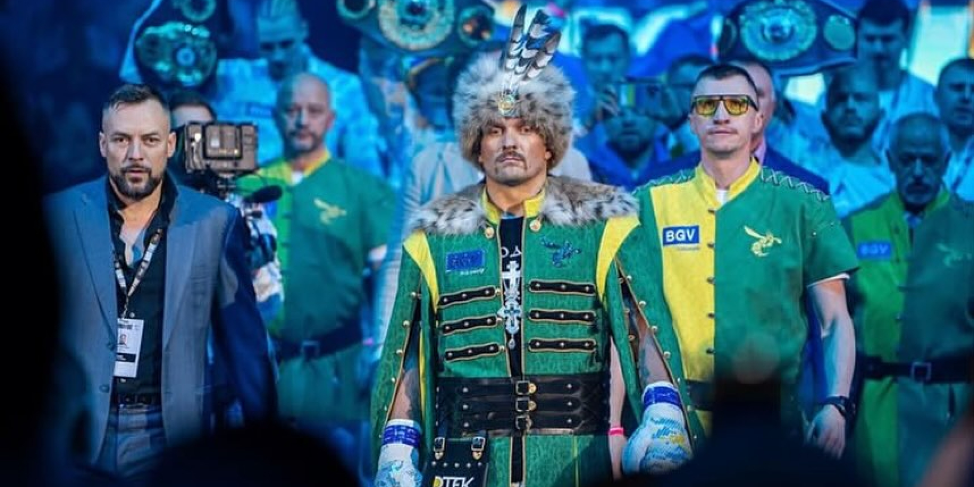 Олександр Усик в образі гетьмана (Фото: Instagram/usykaa)