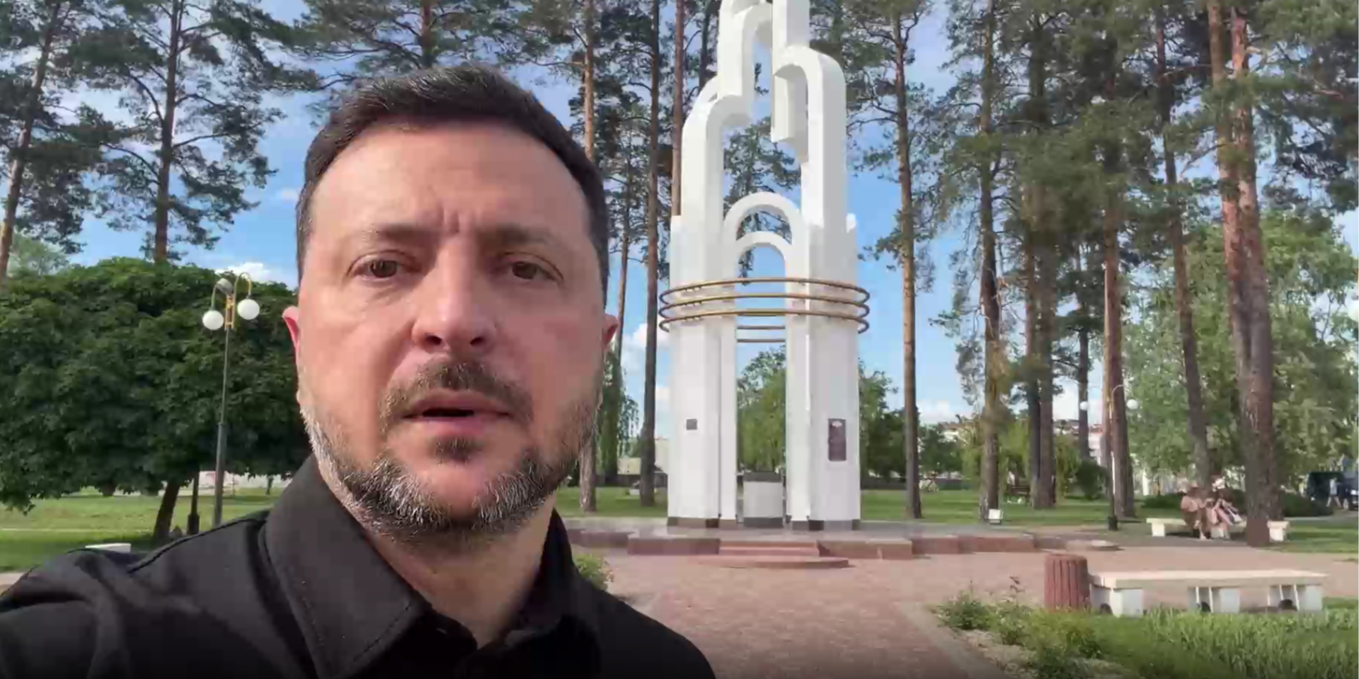 Зеленский в Славутиче заявил, что Украина дополнительно усилит границу, а Лукашенко должен «быть в тонусе» в случае агрессии