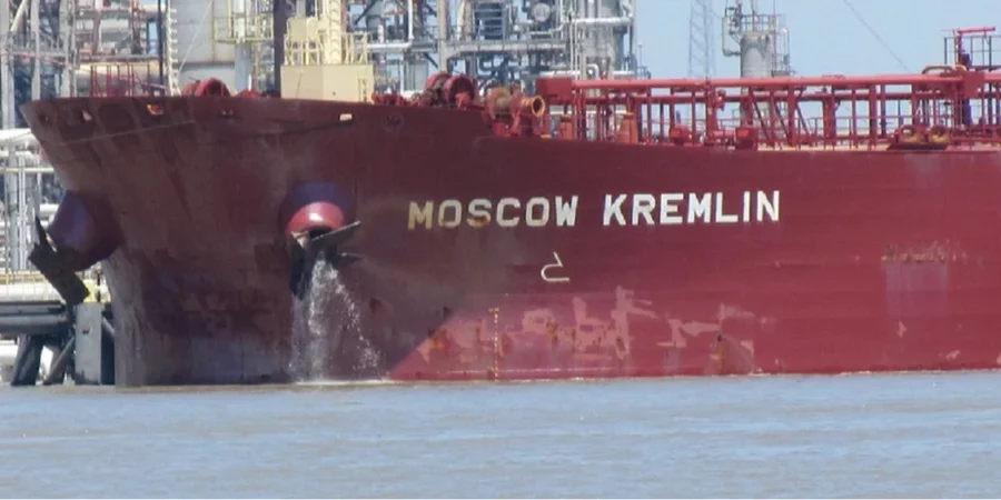 Russian oil tanker (Photo: flickr.com)