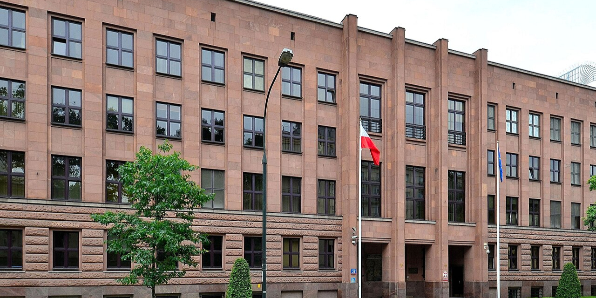 Warsaw warns Moscow over possible attacks on diplomatic sites
